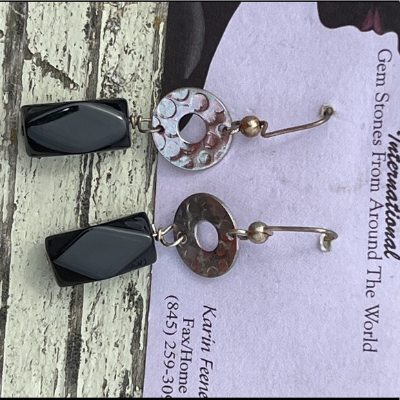 Stoned International Black Onyx Dangle Earrings 🌺 - Picture 8 of 15
